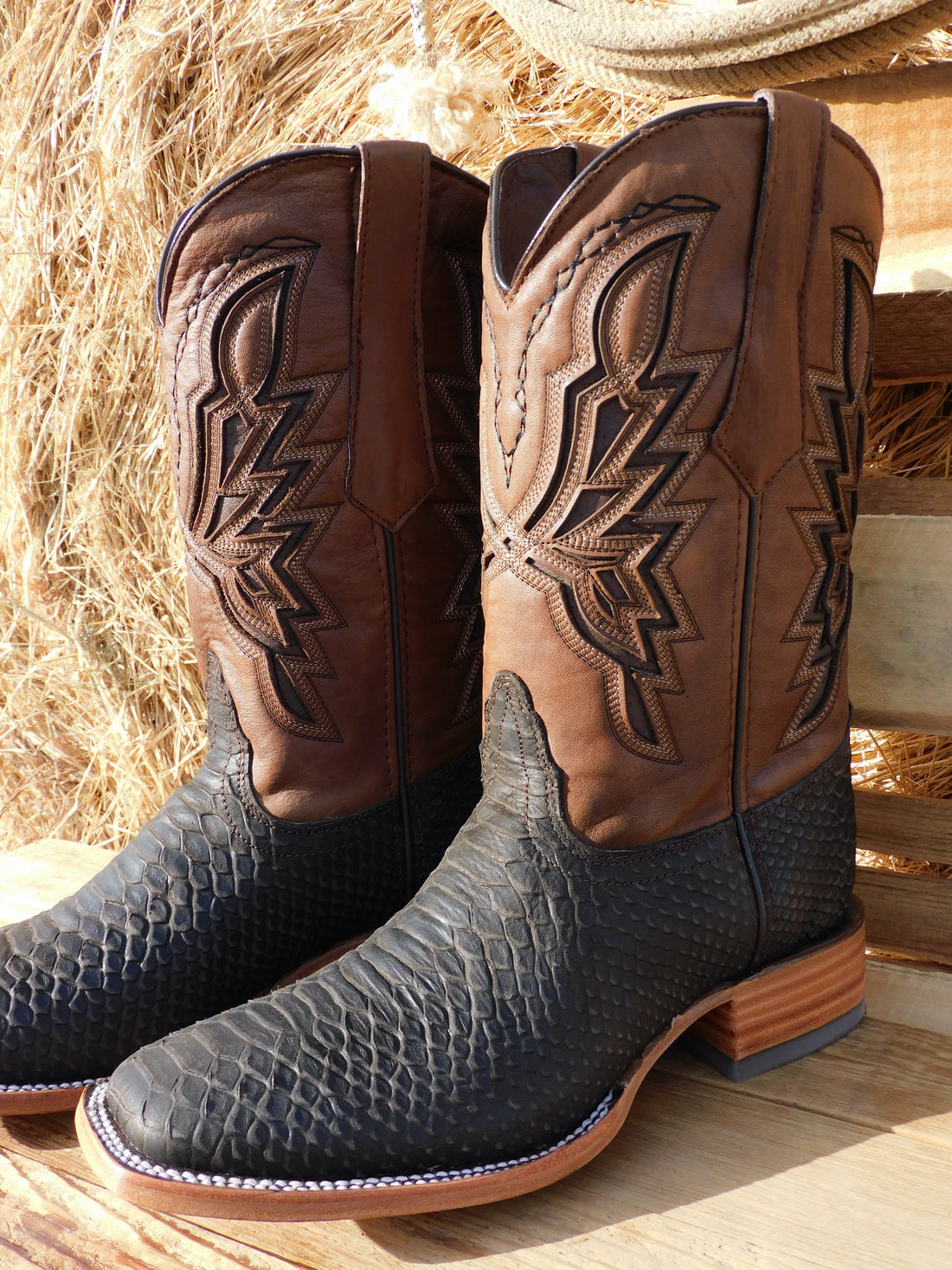 Mens Imt. Python Print Boots – Josie's Boutique & Western Wear