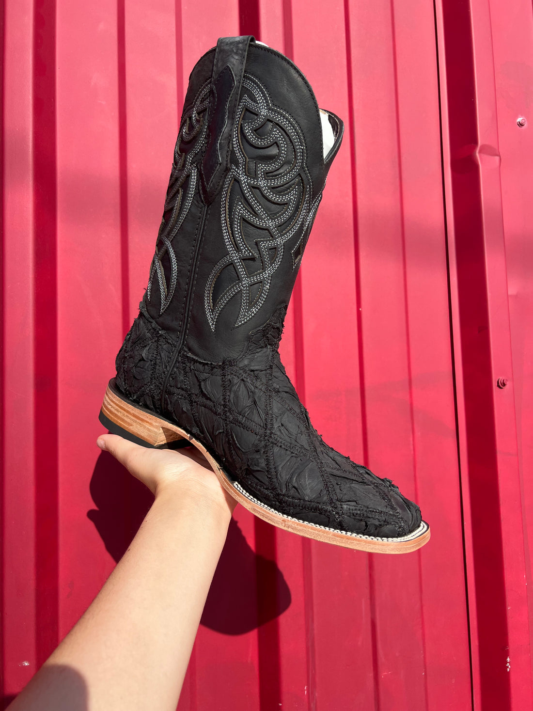 Fish boots black best sale
